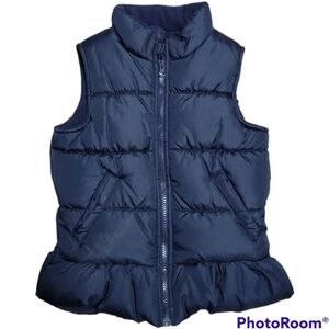 Girl's Oshkosh B'gosh Navy puffy vest. Size 6